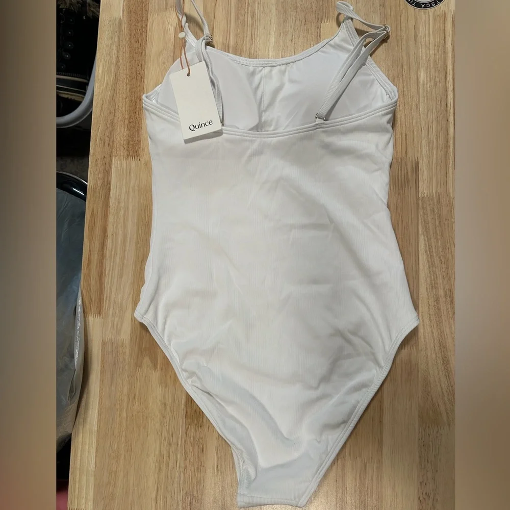 NWT QUINCE Italian Cami Ribbed One-Piece Swimsuit White (bin 6)